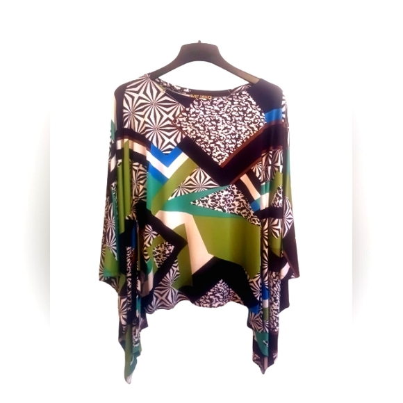 Plus Size Kaleidoscope Pattern Blouse Size 1X - Picture 1 of 4